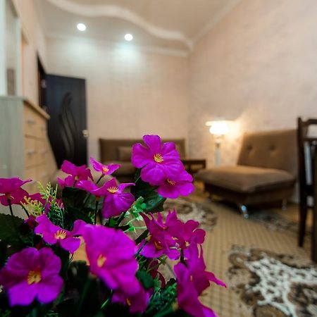 דירות טביליסי Gabi'S House מראה חיצוני תמונה