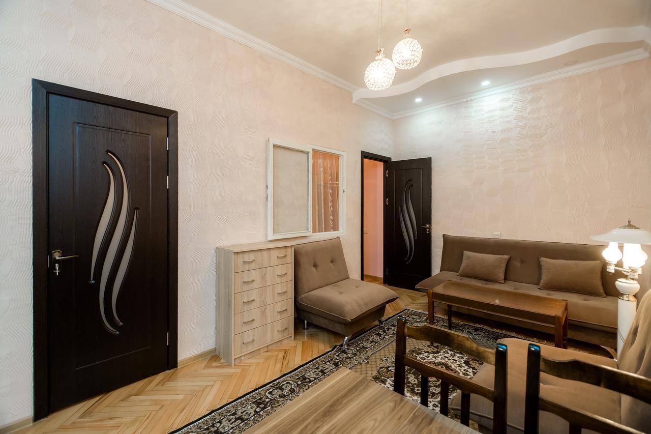 דירות טביליסי Gabi'S House מראה חיצוני תמונה