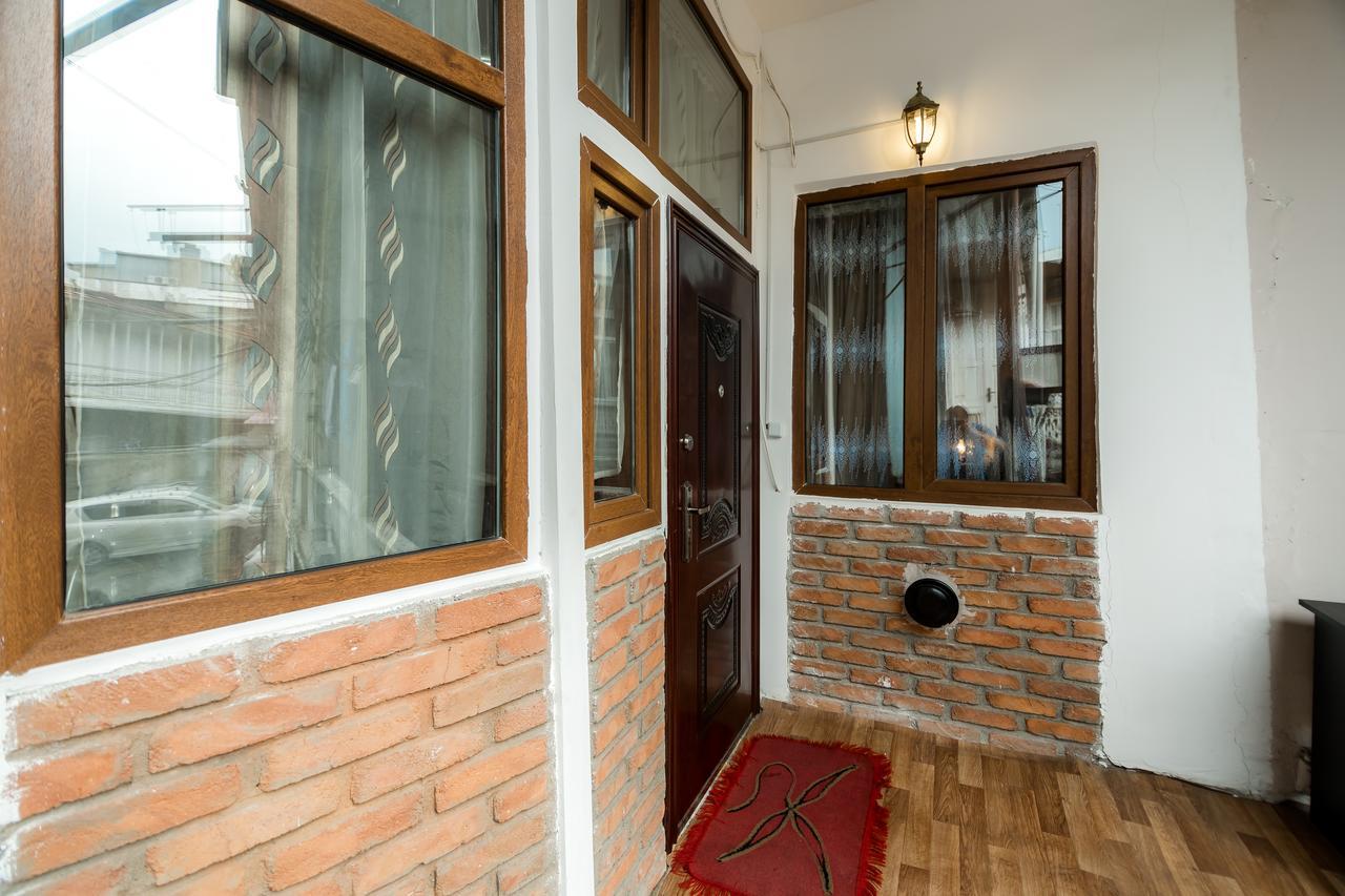 דירות טביליסי Gabi'S House מראה חיצוני תמונה